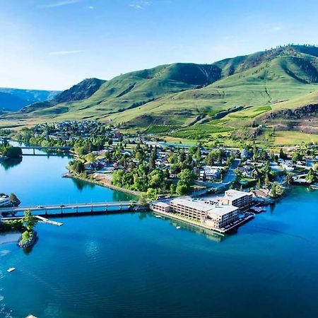 Grandview Lake Chelan- Waterfront View, Pool, Hot Tub, Golf, 1 Min To Downtown ภายนอก รูปภาพ